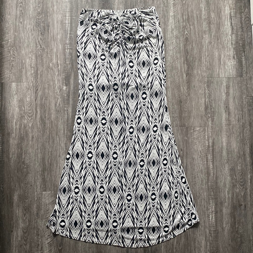 Size L/14 Volcom Strapless Dress